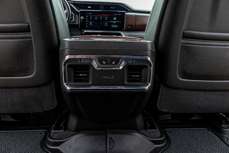 Gallery image 43 for GMC Sierra Denali Ultimate